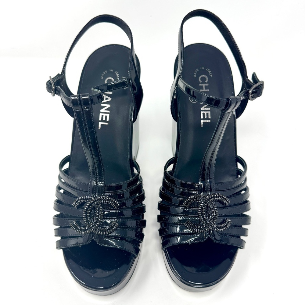 Chanel Black Patent Leather T-Strap CC Logo Wedge Platform Sandals - Picture 4 of 15